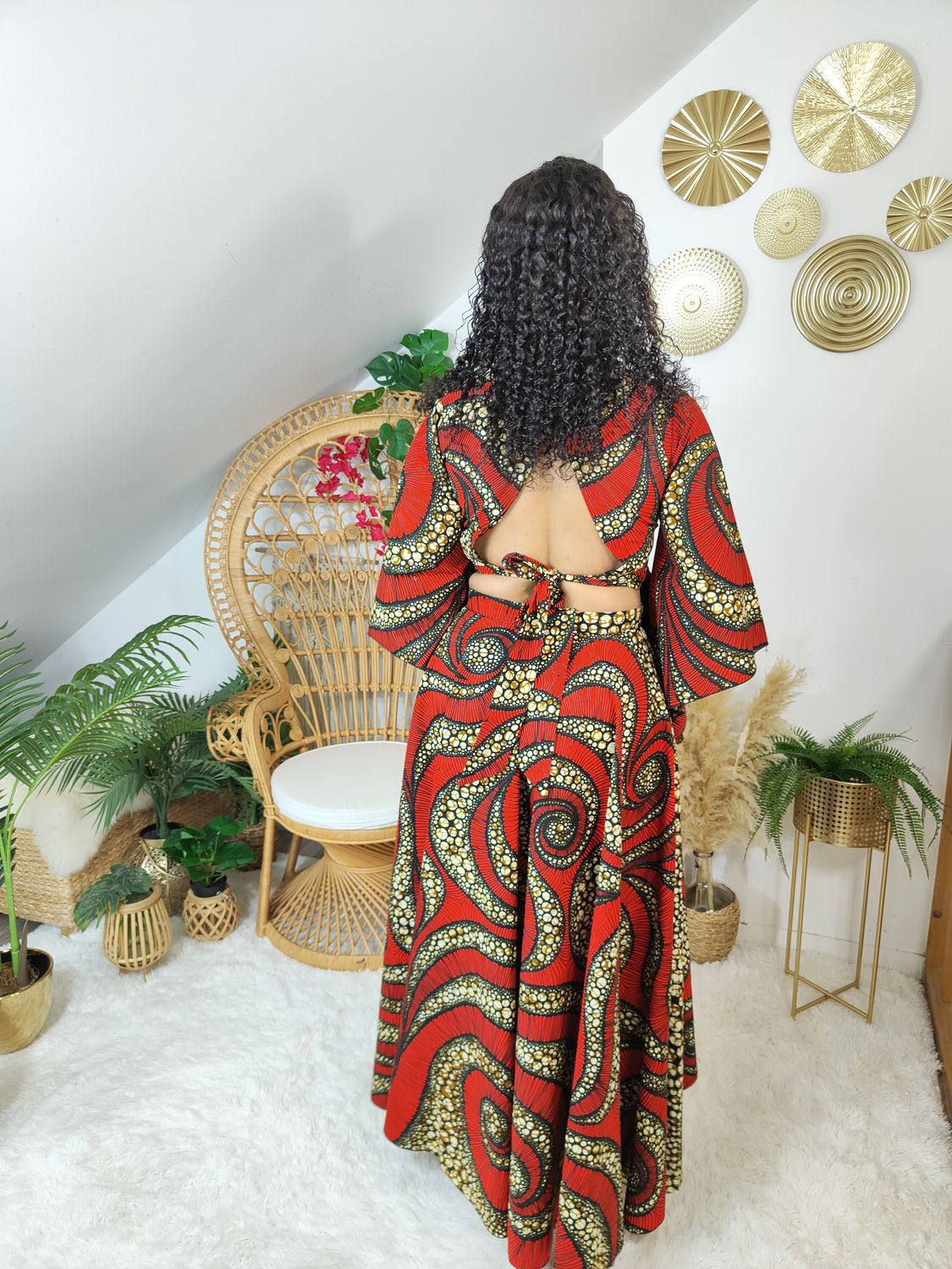 Ensemble Jupe trapèze asymétrique maxi Wax et top dos nu Ensemble Jupe trapèze asymétrique maxi Wax et top dos nu