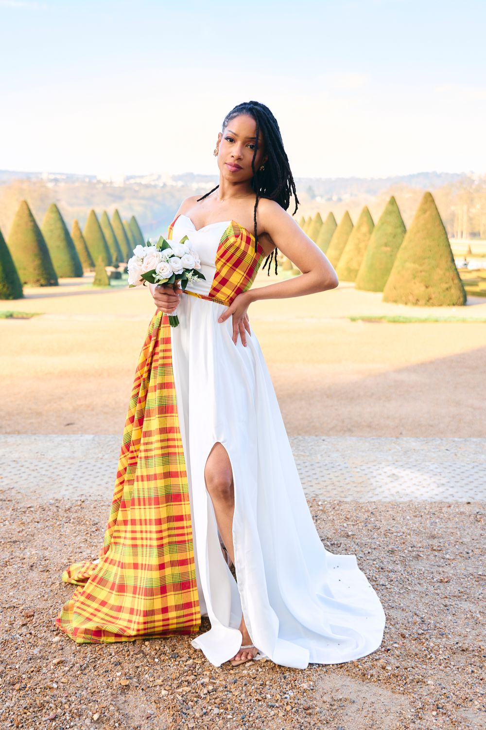 Robe Bustier  forme trapèze fendu et drapé Madras