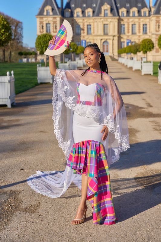 Ensemble Cap baratte et Robe bandage bustier Asymétrique Madras Ensemble Cap baratte et Robe bandage bustier Asymétrique Madras