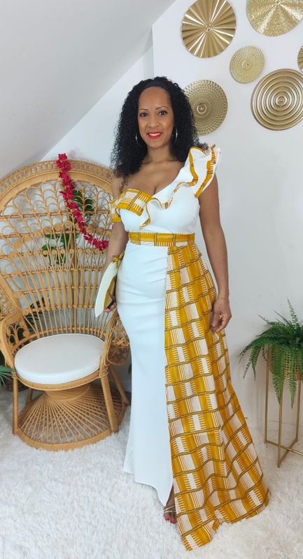 Robe blanche asymétrique Wax
