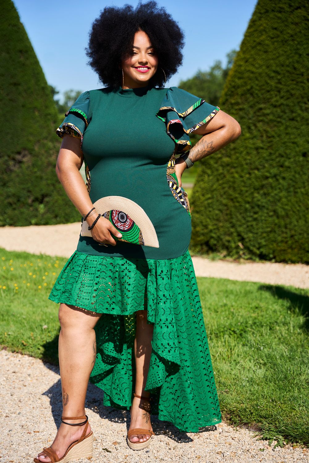 Robe moulante verte Madras manches papillons