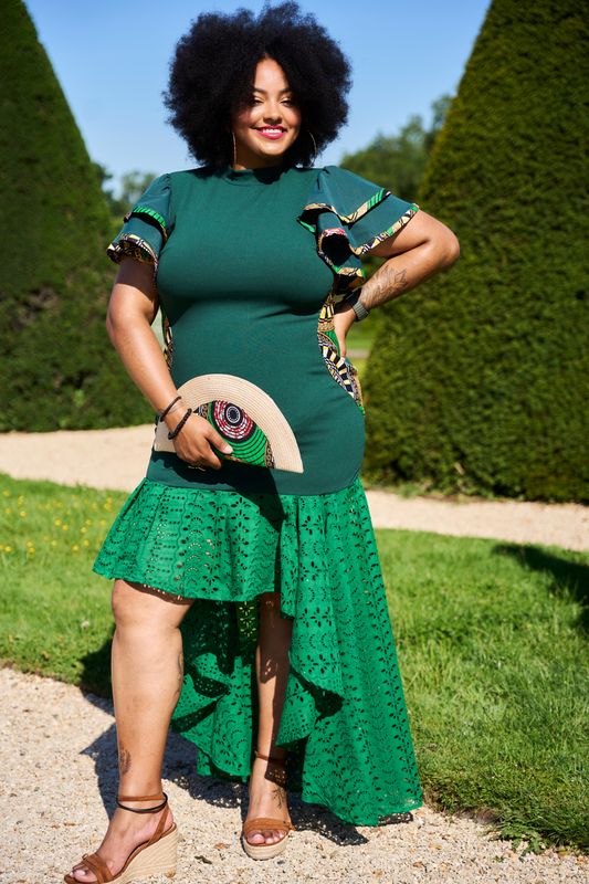 Robe moulante verte Madras manches papillons Robe moulante verte Madras manches papillons