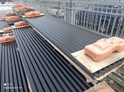 Black Corrugated Iron 900x0.45