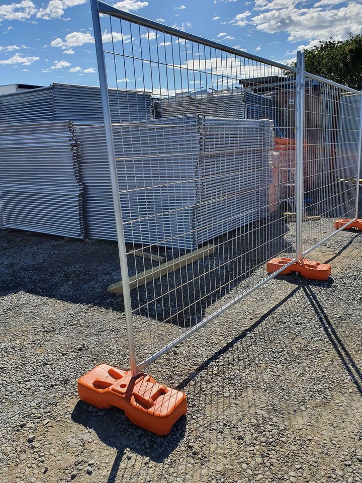 Temporary Fencing Kit 2400x2100 x4mm mesh