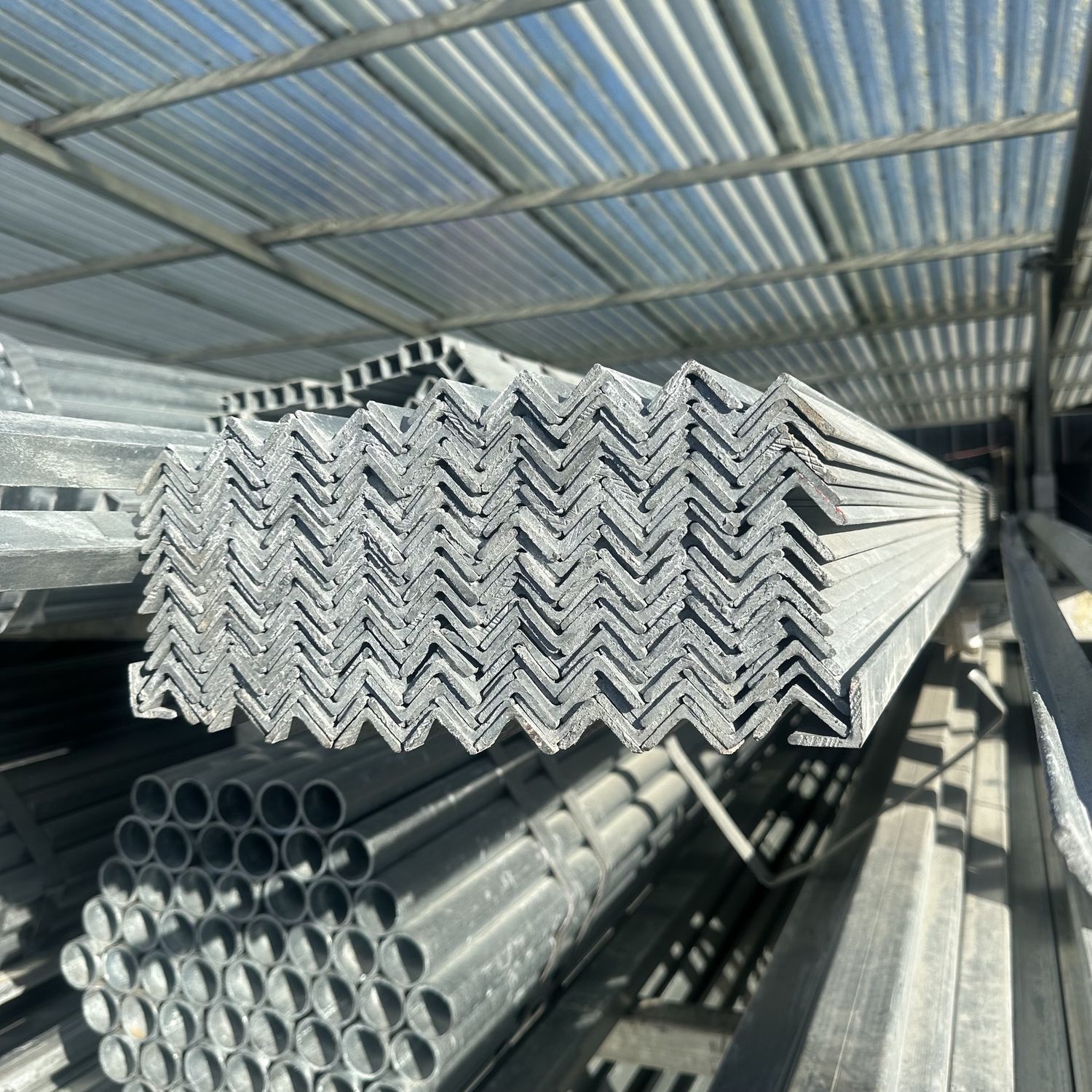 ANGLE HOT DIP GALV STEEL 25x25x3x6000mm