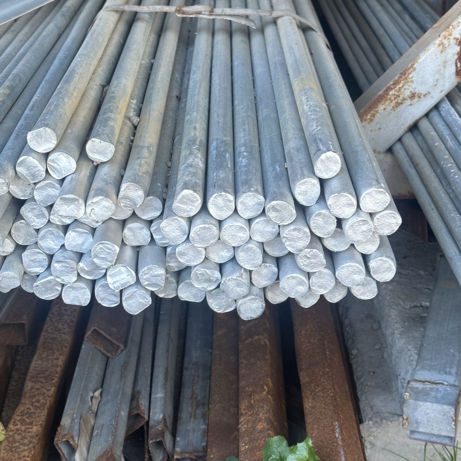 Galv Rod 25x3000mm