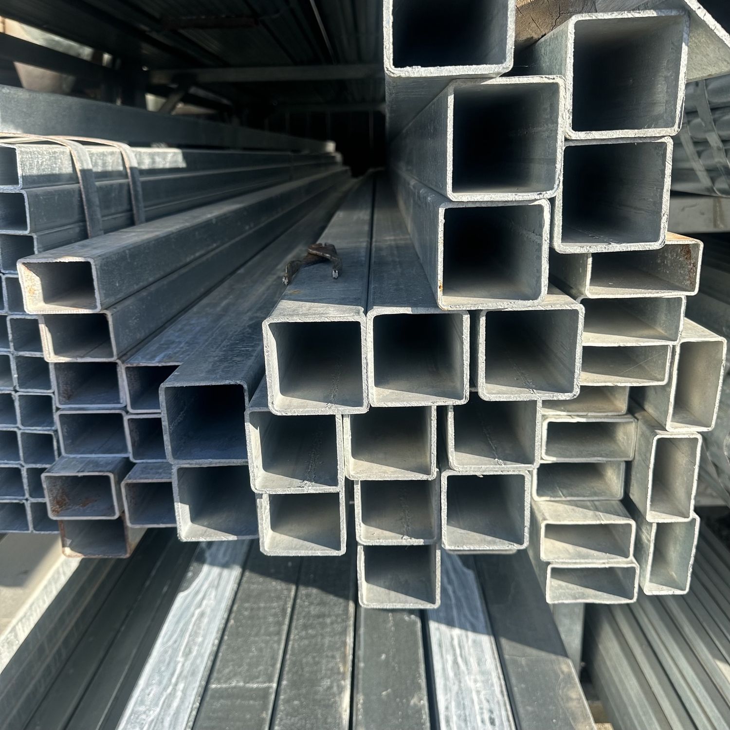 SHS HOT DIP GALV STEEL  70x70x3x5850mm