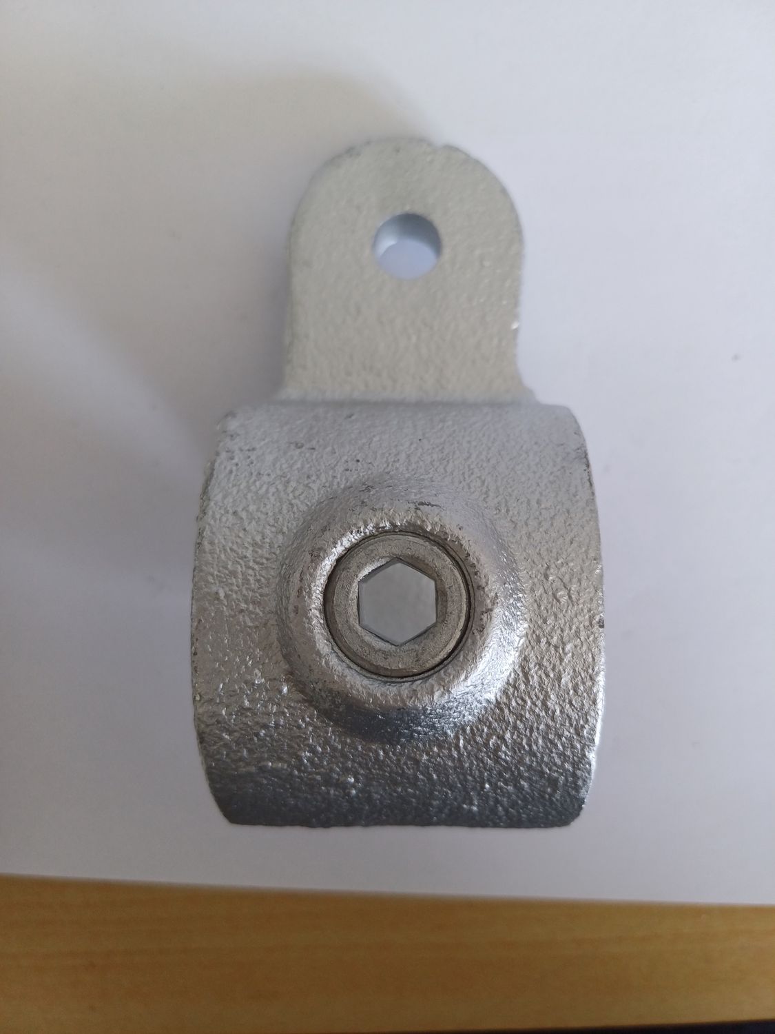 Single Swivel Socket Male AIS36