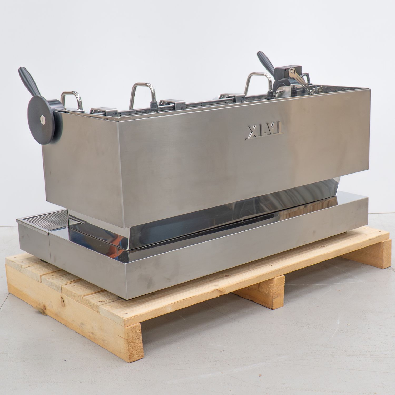 XLVI 3 Group Steamhammer Chrome V1 Commercial Coffee Machine