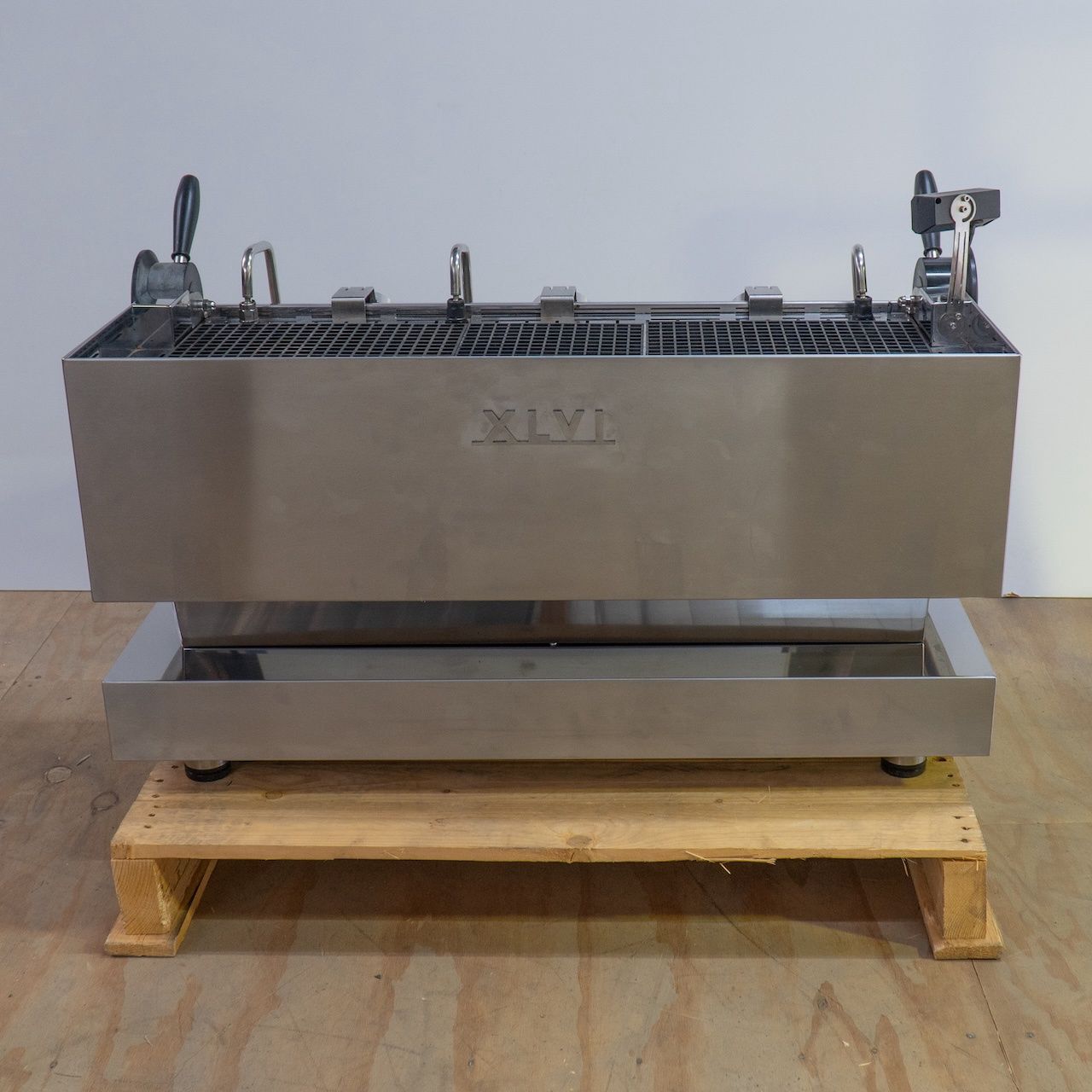 XLVI 3 Group Steamhammer Commercial Coffee Machine (Pre-owned) #1
