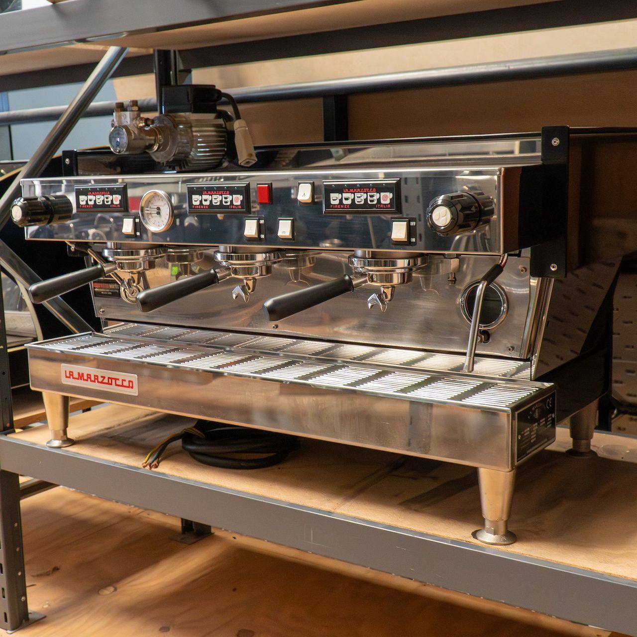 3 Group La Marzocco Linea Classic Commercial Coffee Machine (Pre-owned)