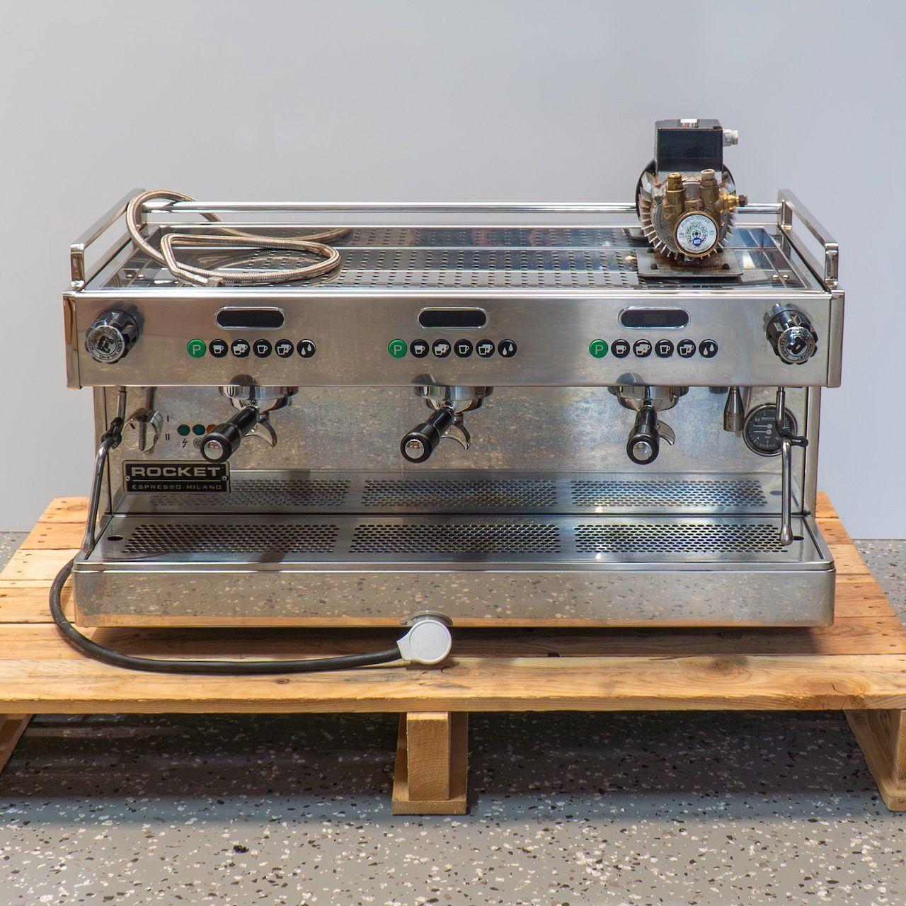 3 Group Rocket Boxer Commercial Coffee Machine (Pre-owned)