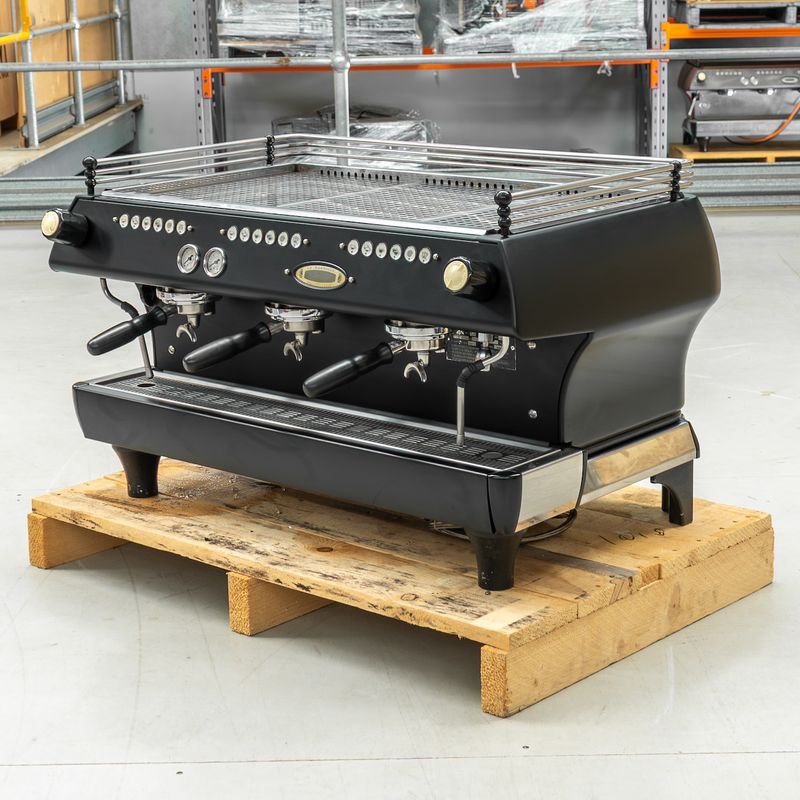 La Marzocco 3 Group FB80 Black Commercial Coffee Machine (pre-owned)
