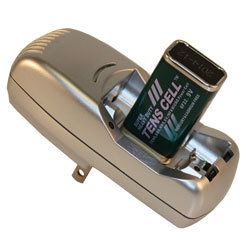 Single 9V or 2x AA Battery Charger Combo, low profile