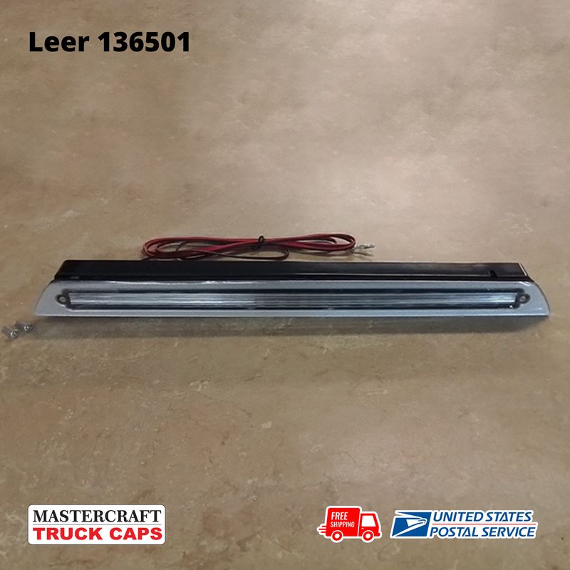 Leer Truck Cap Third Brake Light