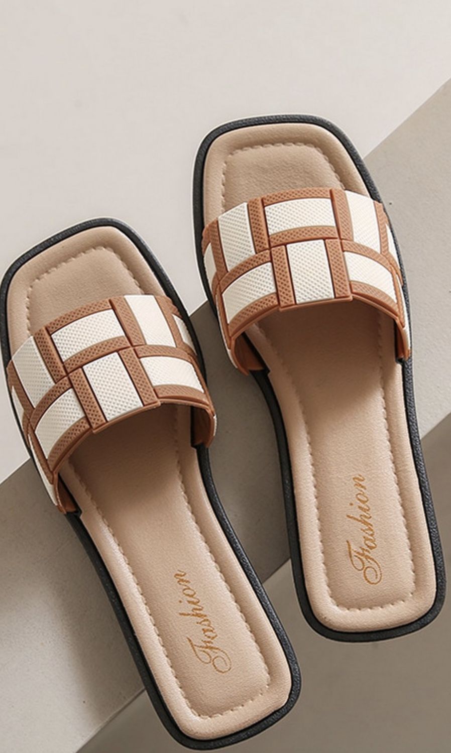 Checkerboard Beach Sandal Apricot