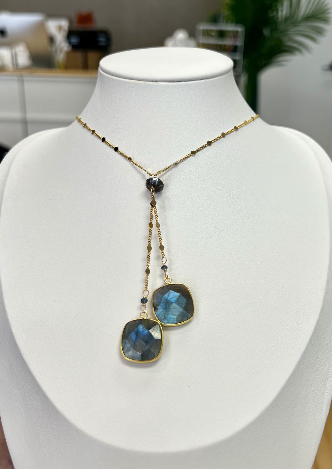 N-Dotted Chain Double Labradorite Drop Lariat