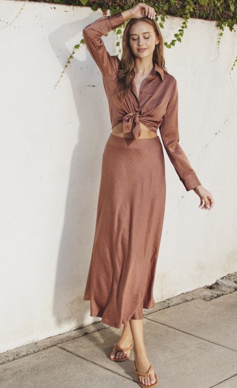 Long Sleeve Tie Front Maxi Dress