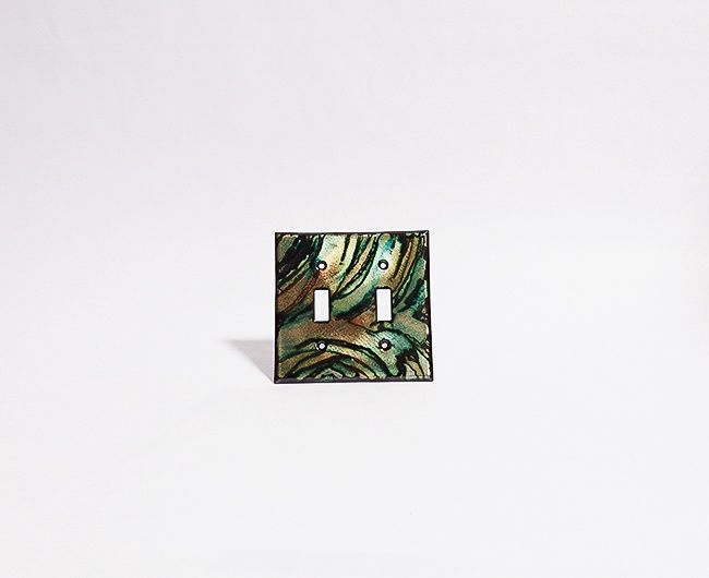 4 1/2 X 4 1/2 Light Switch- Bonnie Shopper