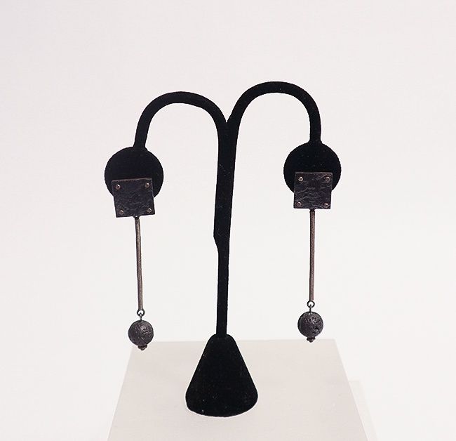 Roger Rimel, Laminate/SS/lava bead earrings