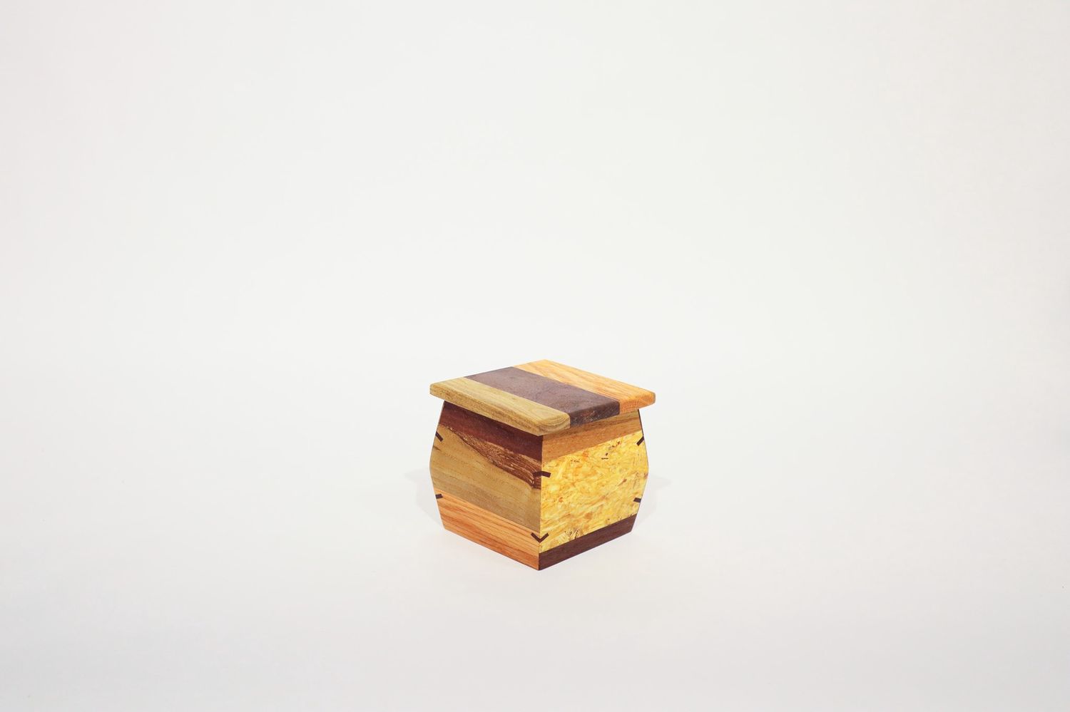 Dwain Naragon, Small Box #34
