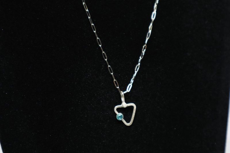 Single Tri Pendant 2