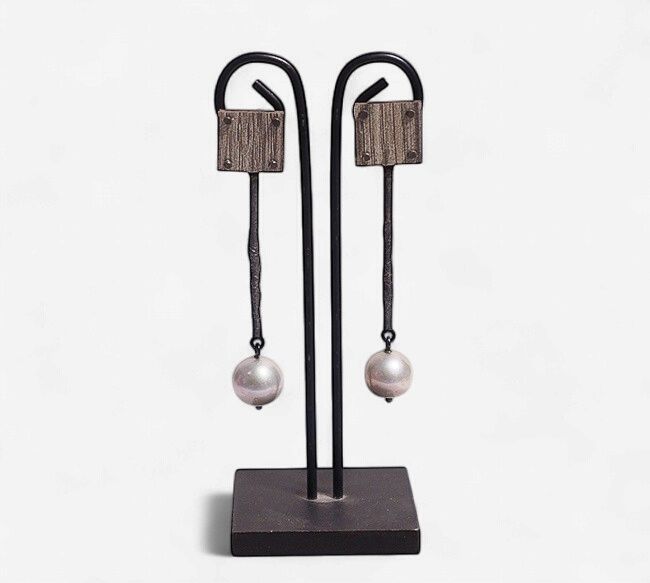 Roger Rimel, Laminate/SS/Pearl Earrings