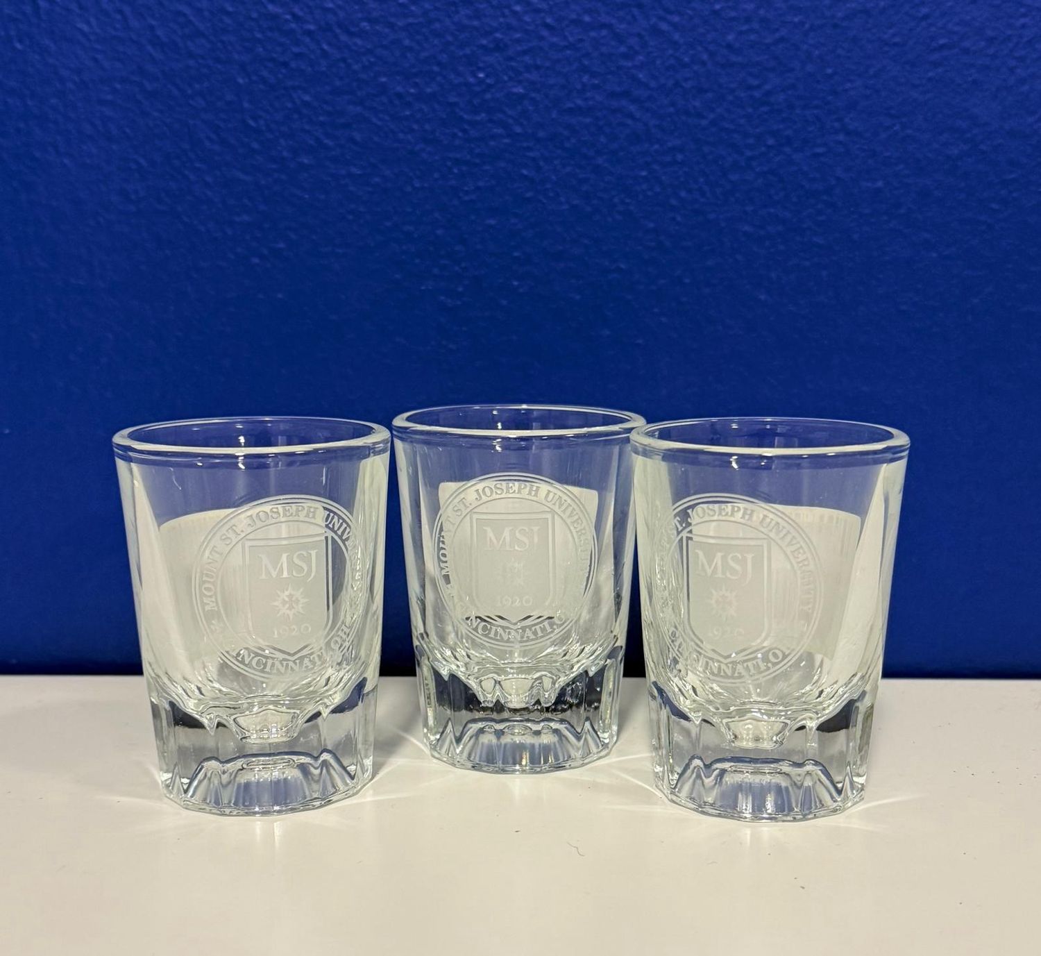 Shot Glass w/ Circle Seal