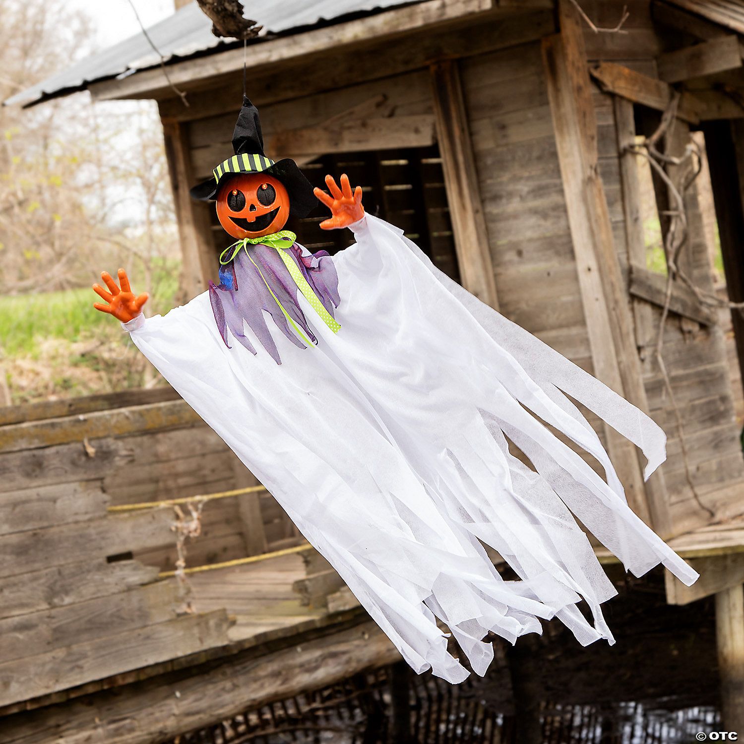 Animated Smiling Pumpkin Scarecrow 47in