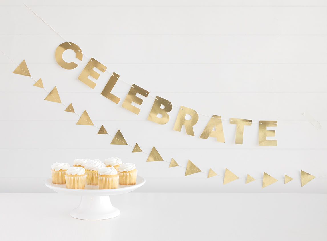 Celebrate Gold Garland Set 2pc