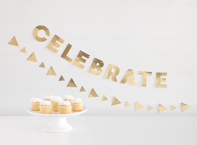 Celebrate Gold Garland Set 2pc