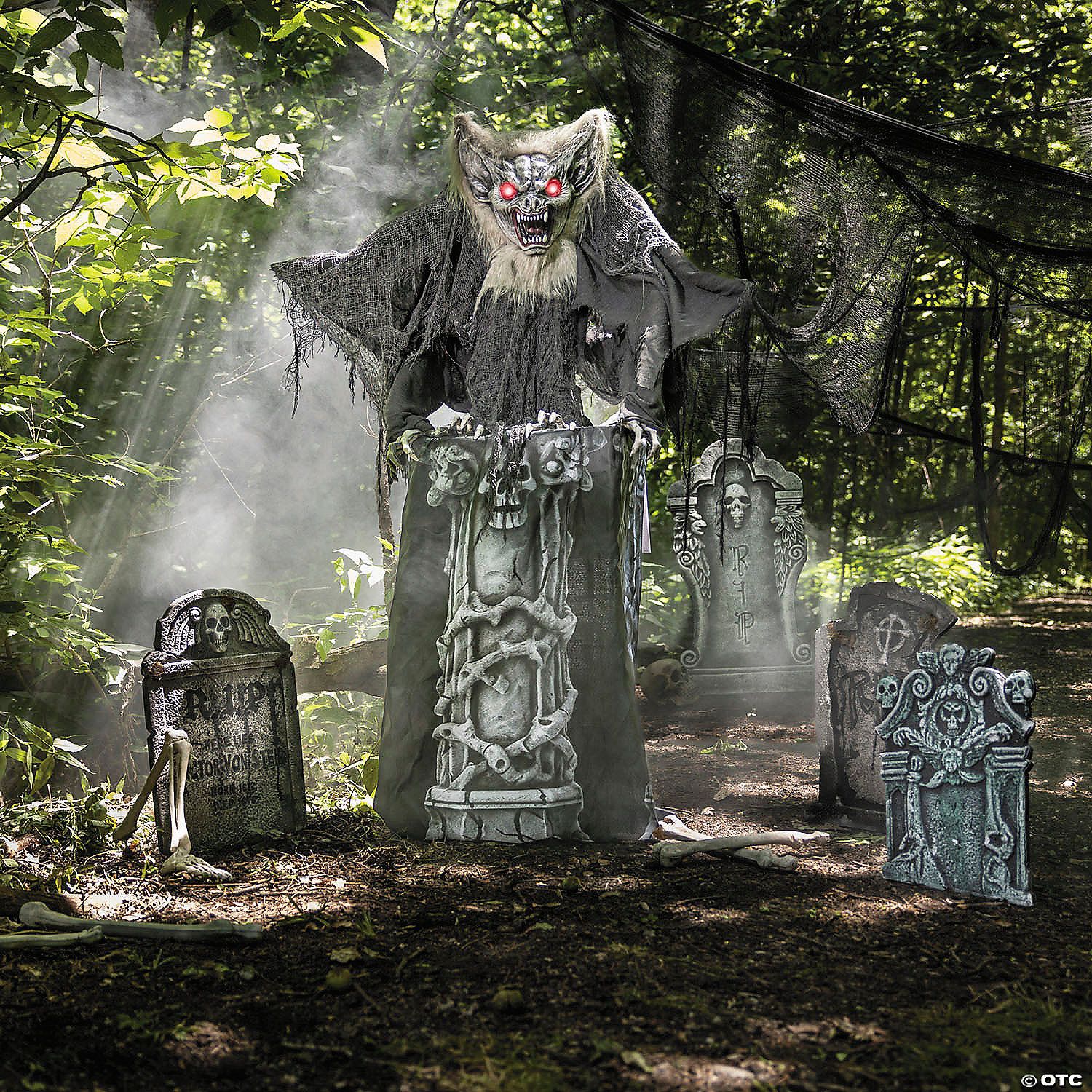 Gargoyle 4&#39; 9&quot; Animated Light-Up Decoration
