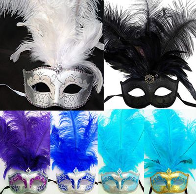 Mask w/ Middle Feathers -