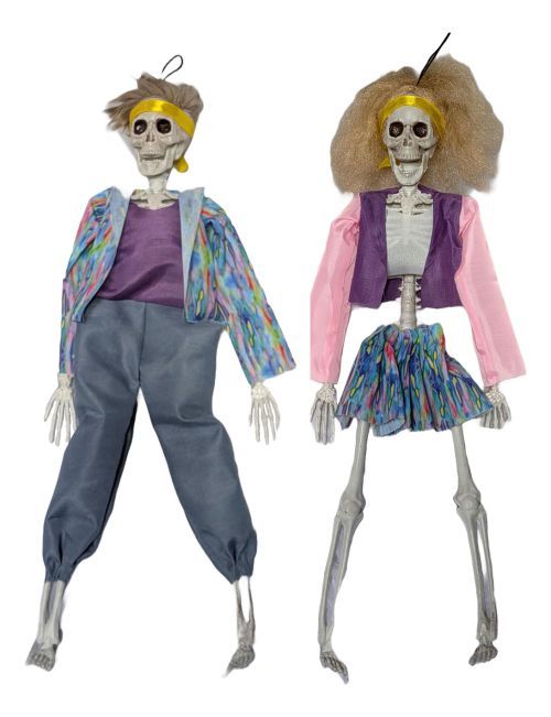 Hanging Dressed Skeleton 15.7"