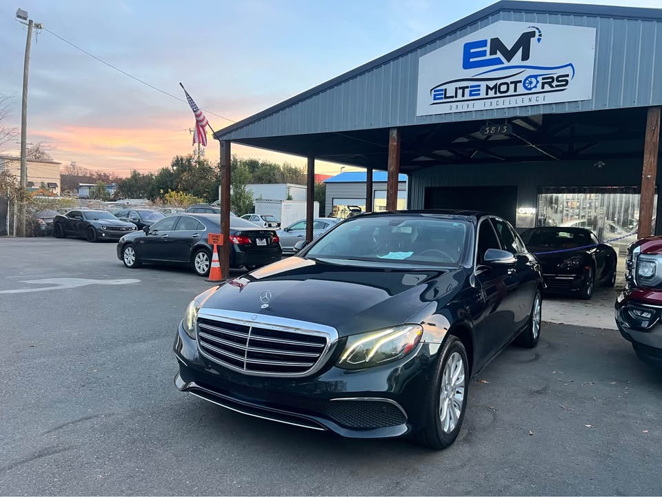 2017 Mercedes-Benz E-Class E300's photo