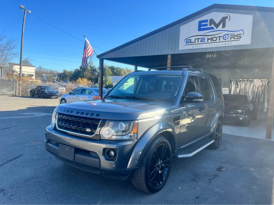 2015 Land Rover LR4 HSE LUX's photo