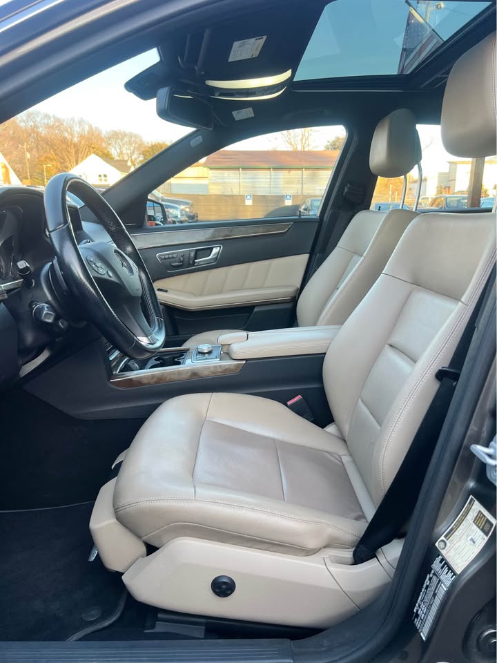 2011 Mercedes-Benz E-Class E350 Sport - Photo 9