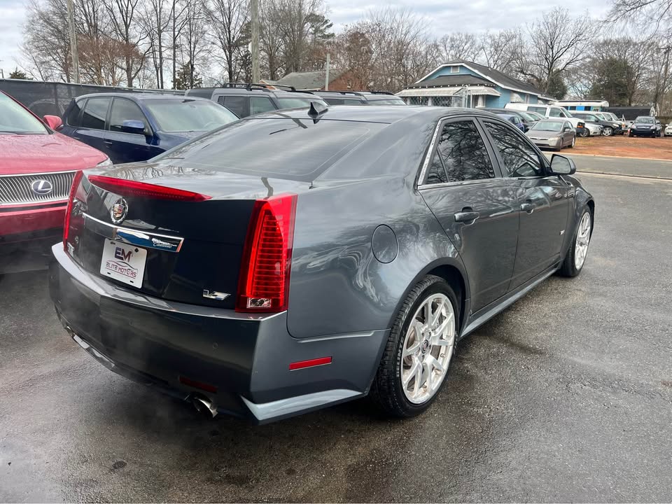 2011 Cadillac CTS V - Photo 7