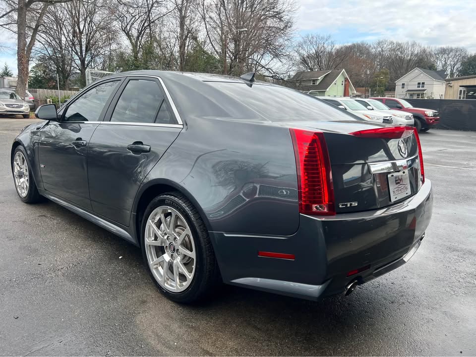2011 Cadillac CTS V - Photo 9