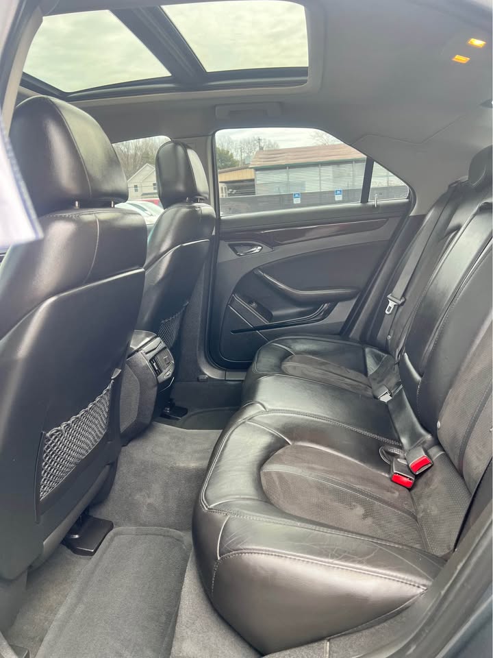 2011 Cadillac CTS V - Photo 11