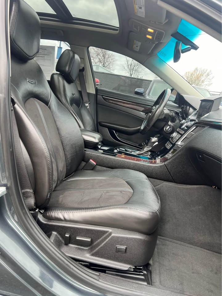 2011 Cadillac CTS V - Photo 15