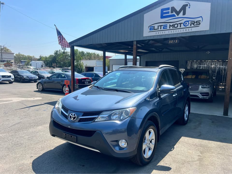 2013 Toyota RAV4 XLE