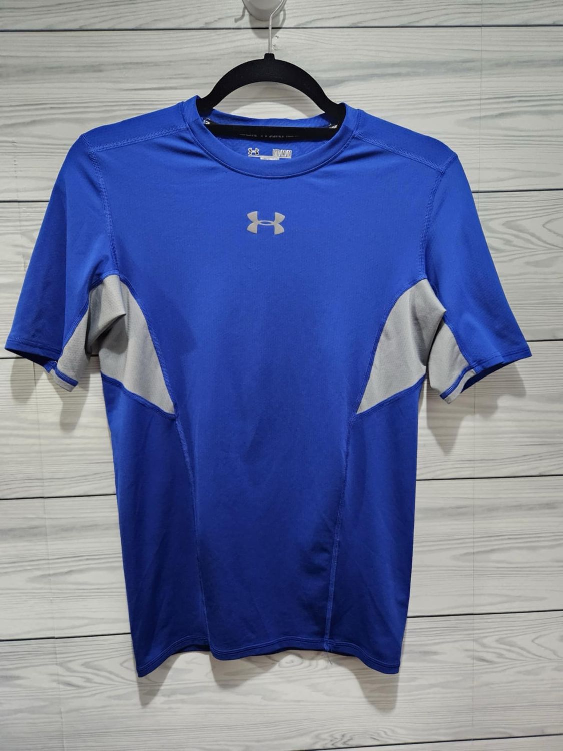 Under Armour Boys Dry Wicking T Shirt Sz Med