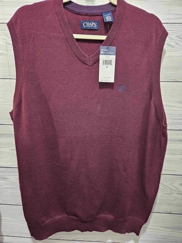 BRAND NEW Men’s CHAPS vest Sz XL