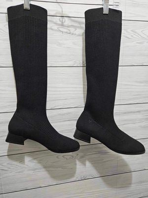 VIVAIA Tara Pro Women&#39;s Water Repellent Wool Knee-High Boots  Sz 39. 15.35” Tall. Like New, Worn ONE TIME! Full Price $199.99
