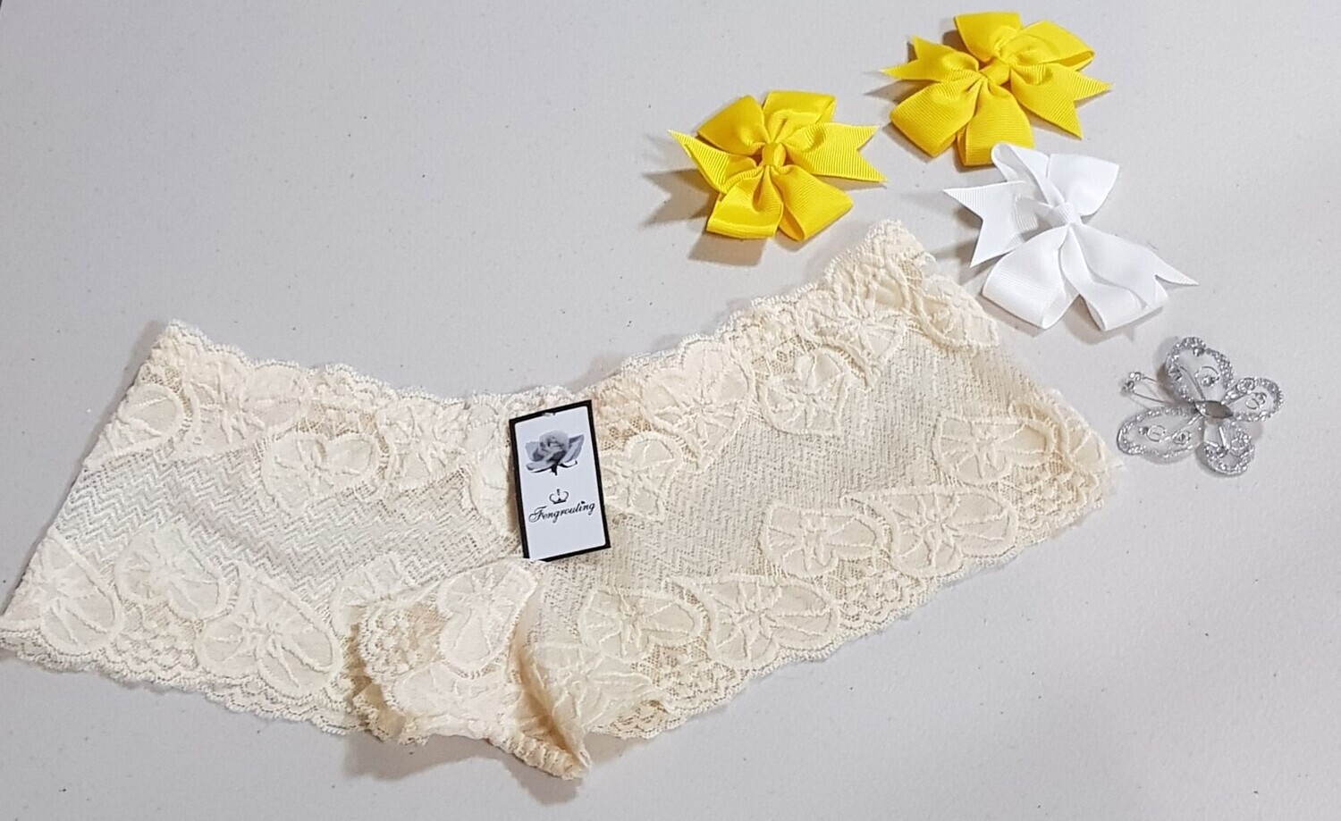✔Size 10 (S) Cream Yellow Lace Hipster Boyshorts Panties