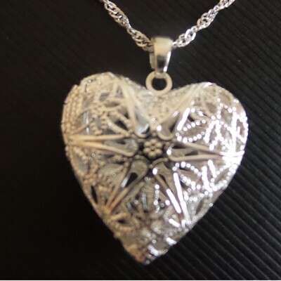 925 Sterling Silver Heart Photo Frame Locket Pendant Necklace