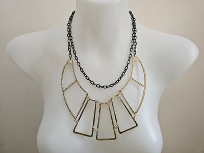 Classic Geometric Drop Necklace – Effortless Elegance for any look