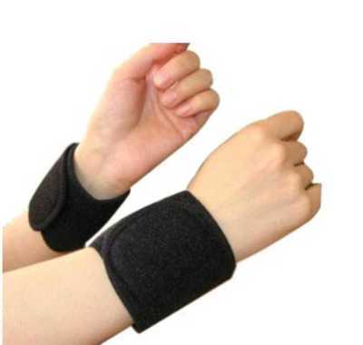 Magnetic Therapy Self Heating Wrists Support