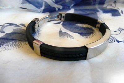 Sleek & Adjustable Stainless Steel Engraveable Unisex Friendship Bracelet
